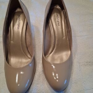 Comfort Plus by Predictions Beige Heels